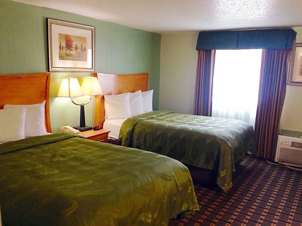 Quality Inn & Suites Near I-480 And I-29 Council Bluffs Exterior foto