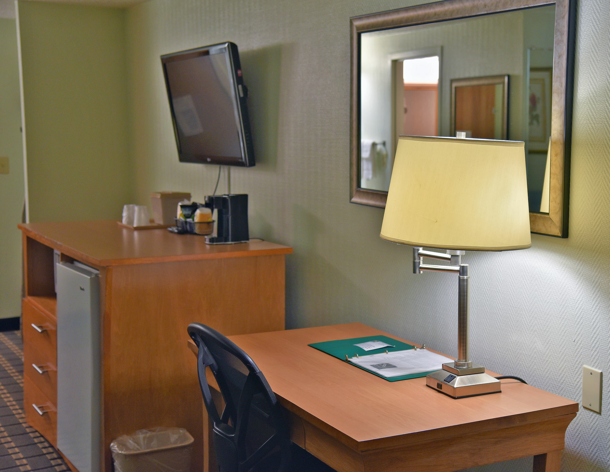 Quality Inn & Suites Near I-480 And I-29 Council Bluffs Exterior foto